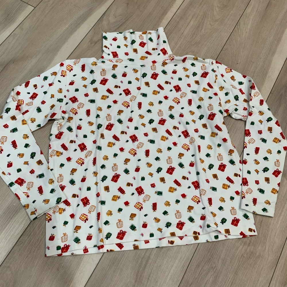 Vintage Lizsport holiday mock neck
